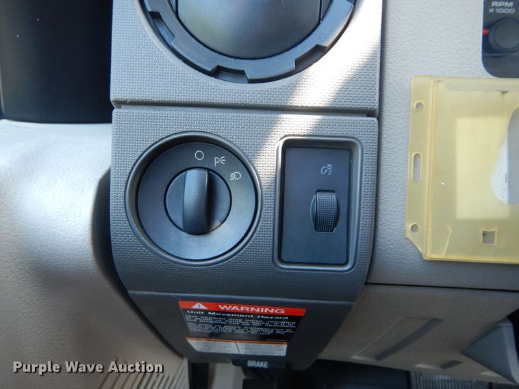 image for item GV9171 2008 Ford F550 Super Duty XL  bucket truck