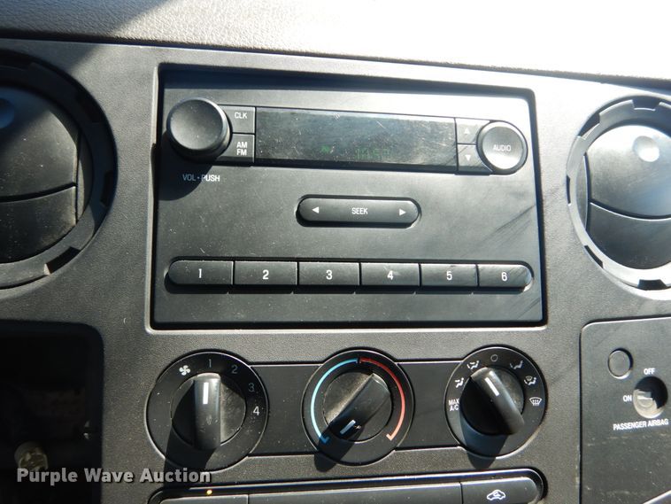 image for item GV9171 2008 Ford F550 Super Duty XL  bucket truck