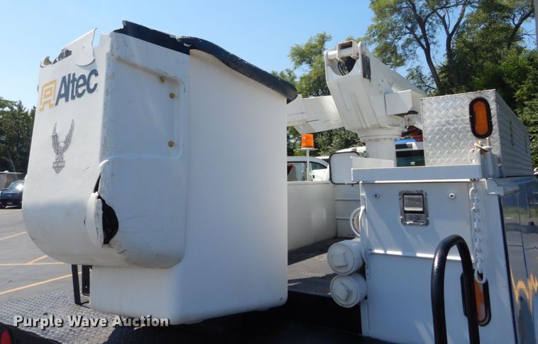 image for item GV9171 2008 Ford F550 Super Duty XL  bucket truck