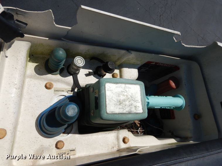 image for item GV9171 2008 Ford F550 Super Duty XL  bucket truck