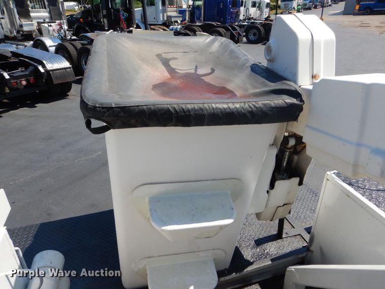 image for item GV9171 2008 Ford F550 Super Duty XL  bucket truck