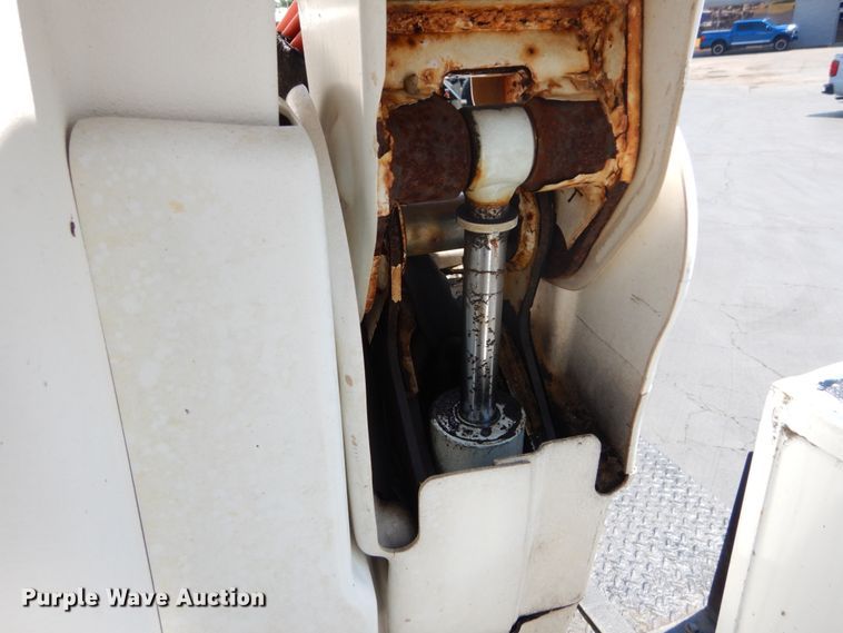 image for item GV9171 2008 Ford F550 Super Duty XL  bucket truck