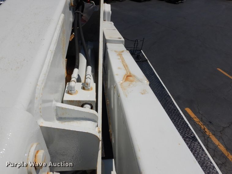 image for item GV9171 2008 Ford F550 Super Duty XL  bucket truck