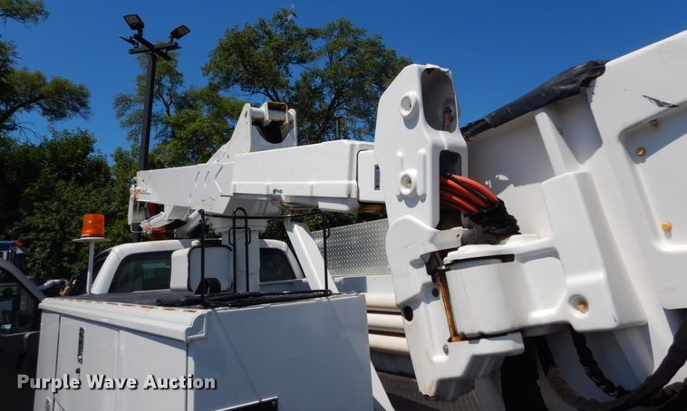 image for item GV9171 2008 Ford F550 Super Duty XL  bucket truck