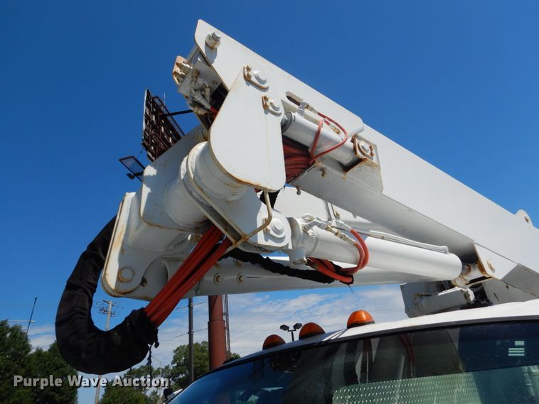 image for item GV9171 2008 Ford F550 Super Duty XL  bucket truck