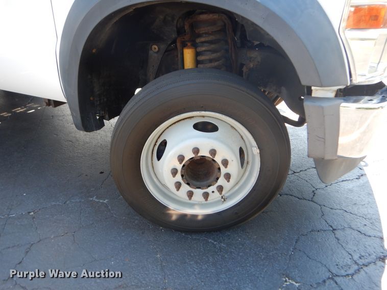 image for item GV9171 2008 Ford F550 Super Duty XL  bucket truck