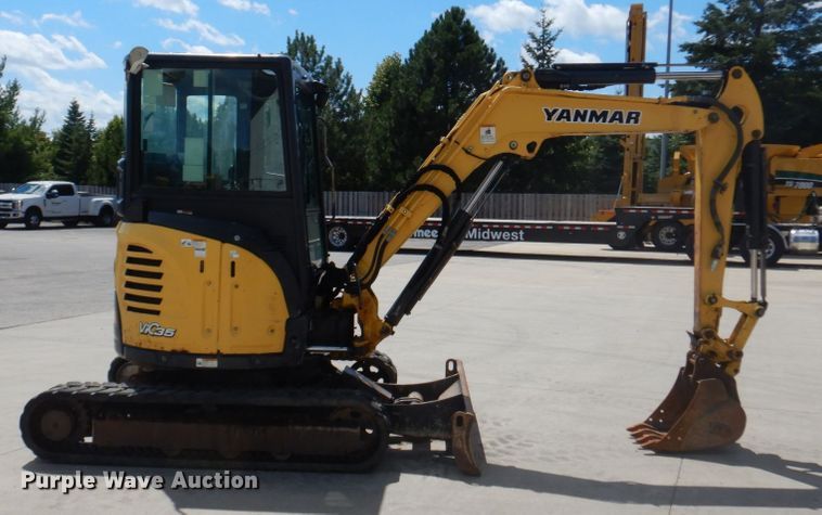 image for item GV9178 2013 Yanmar VIO35-6A  mini excavator