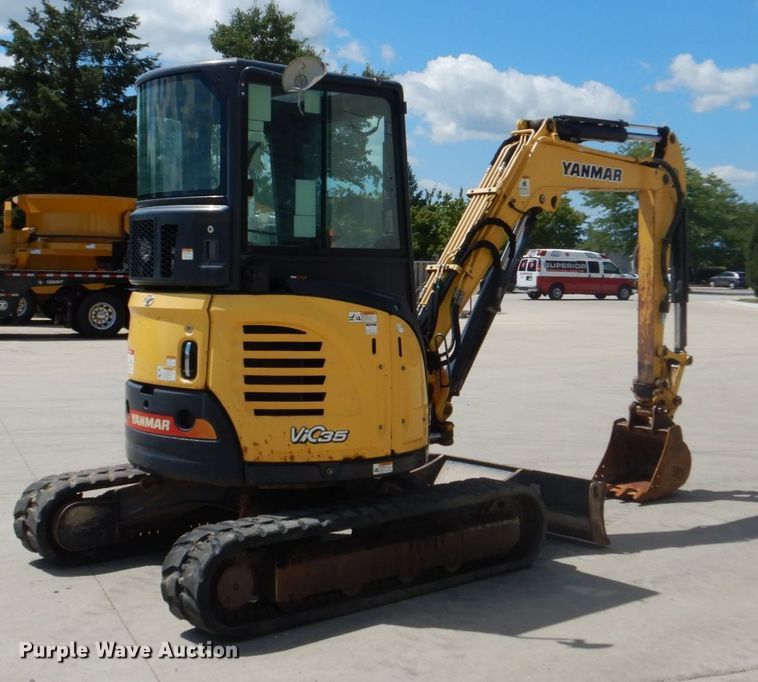 image for item GV9178 2013 Yanmar VIO35-6A  mini excavator