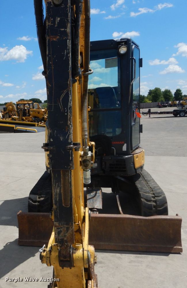 image for item GV9178 2013 Yanmar VIO35-6A  mini excavator