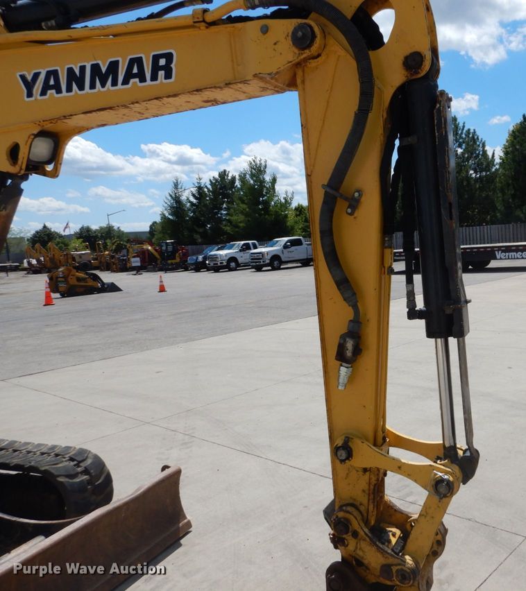image for item GV9178 2013 Yanmar VIO35-6A  mini excavator