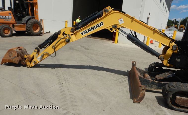 image for item GV9178 2013 Yanmar VIO35-6A  mini excavator