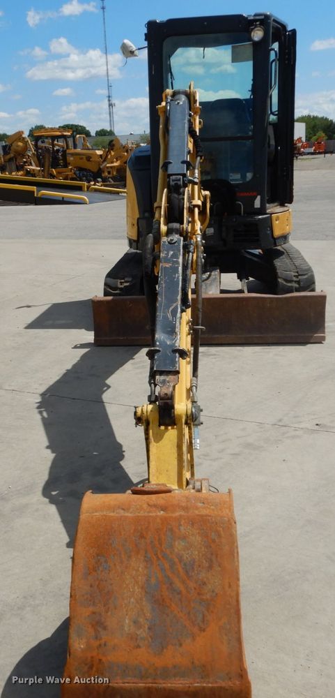 image for item GV9178 2013 Yanmar VIO35-6A  mini excavator