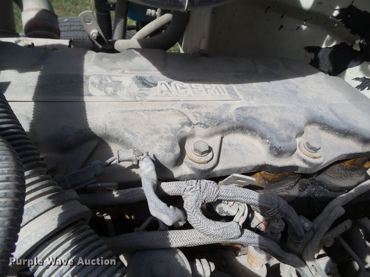 image for item GX9170 2007 Peterbilt 335  service truck