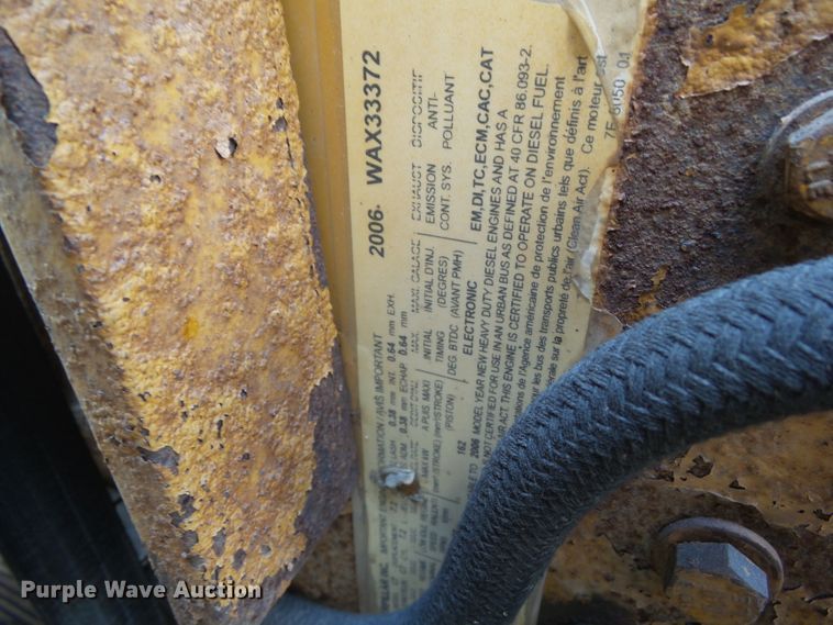 image for item GX9170 2007 Peterbilt 335  service truck