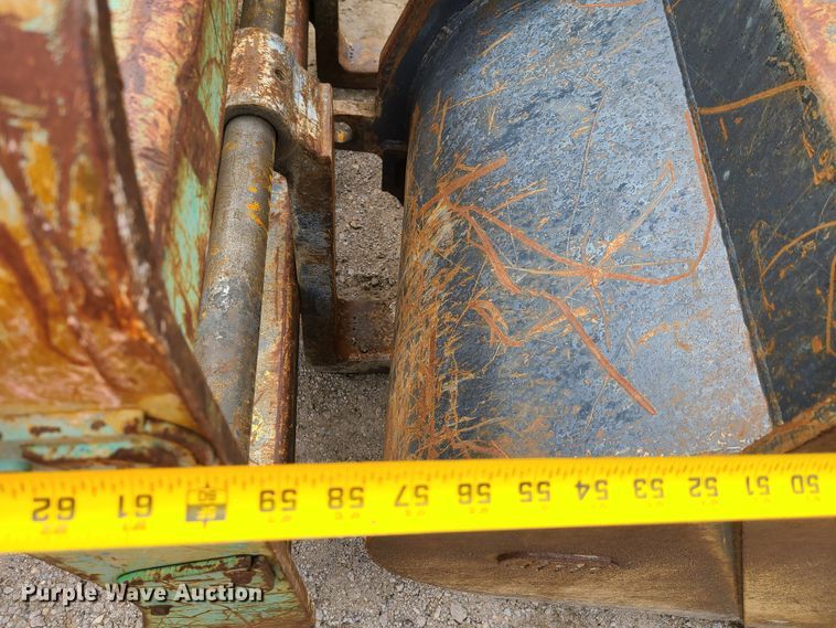 image for item GX9295 2004 John Deere 444J  wheel loader