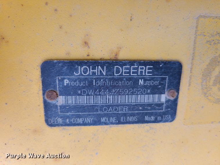 image for item GX9295 2004 John Deere 444J  wheel loader