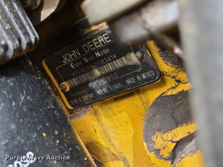 image for item GX9295 2004 John Deere 444J  wheel loader