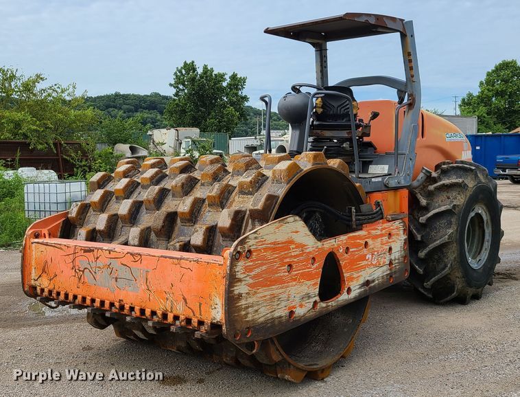 image for item GX9296 Hamm 3412P  single drum roller