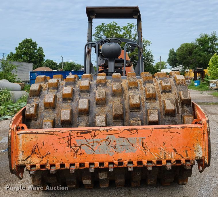 image for item GX9296 Hamm 3412P  single drum roller