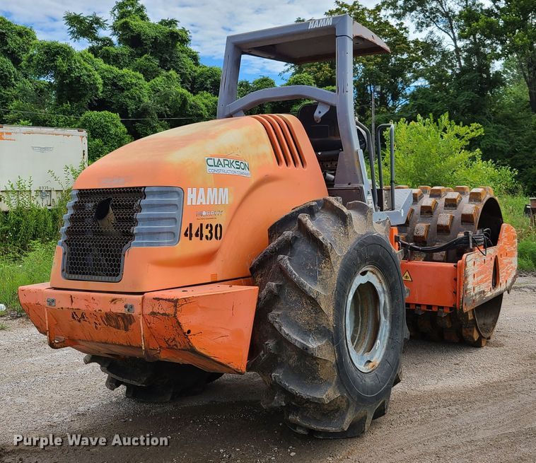 image for item GX9296 Hamm 3412P  single drum roller