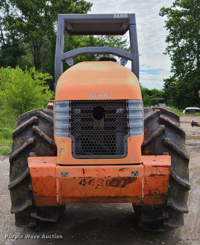 image for item GX9296 Hamm 3412P  single drum roller