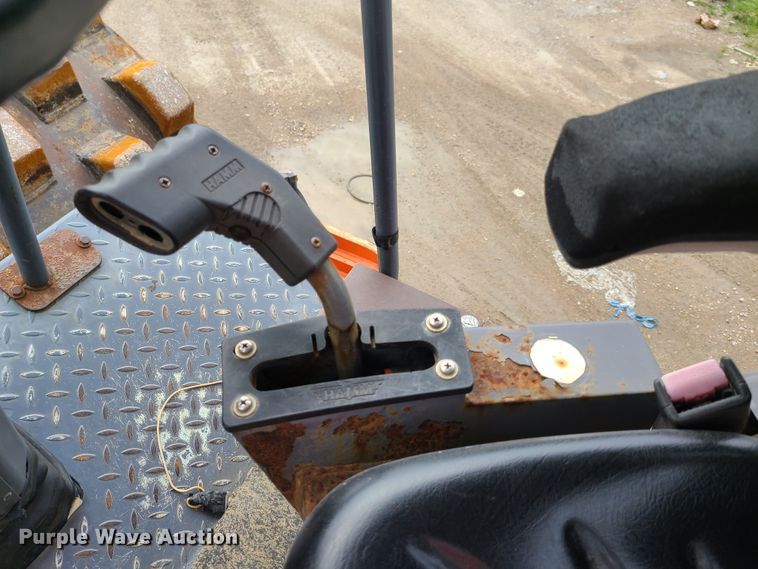 image for item GX9296 Hamm 3412P  single drum roller