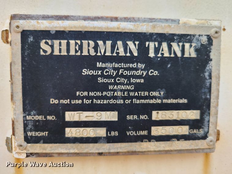 image for item GX9297 1995 Ford L8000  tank truck