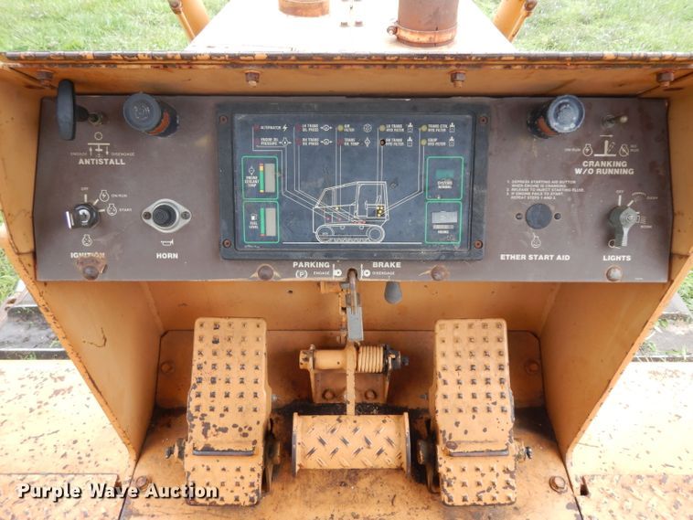 image for item HA9385 Case 1550  dozer