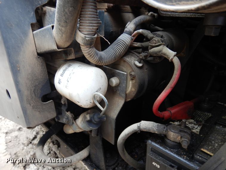 image for item HA9391 Bobcat 553  skid steer loader