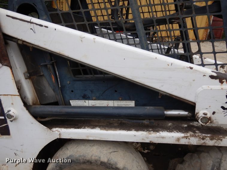 image for item HA9391 Bobcat 553  skid steer loader