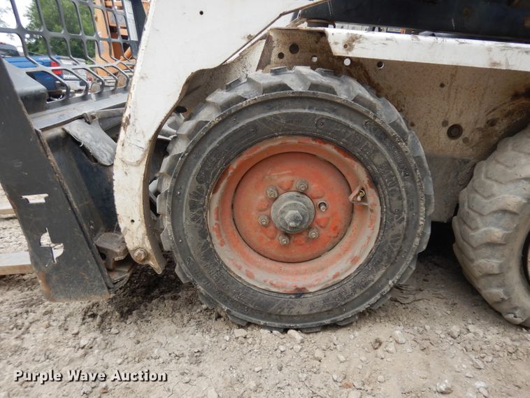 image for item HA9391 Bobcat 553  skid steer loader