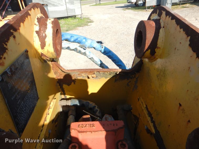 image for item HD9750 Slashbuster DMXL480 brush cutter
