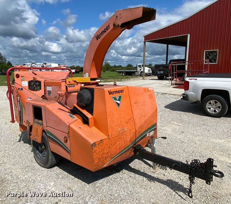 image for item HG9244 Vermeer BC1000XL wood chipper