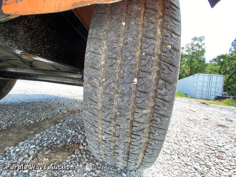 image for item HG9244 Vermeer BC1000XL wood chipper