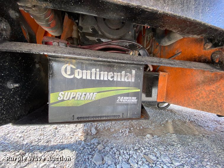 image for item HG9244 Vermeer BC1000XL wood chipper