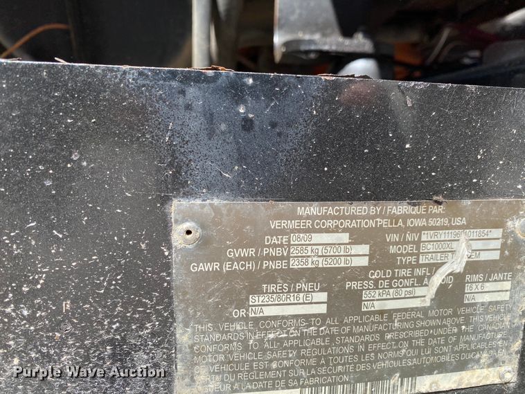 image for item HG9244 Vermeer BC1000XL wood chipper