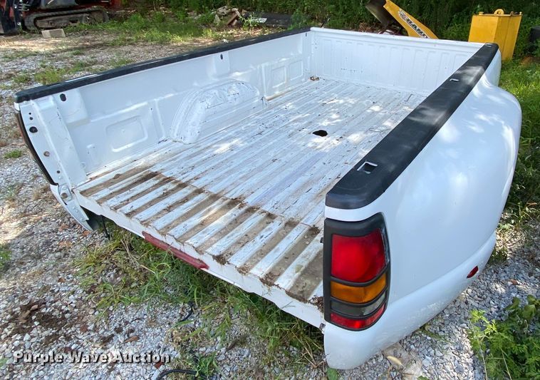 image for item HG9245 Chevrolet Silverado pickup truck bed