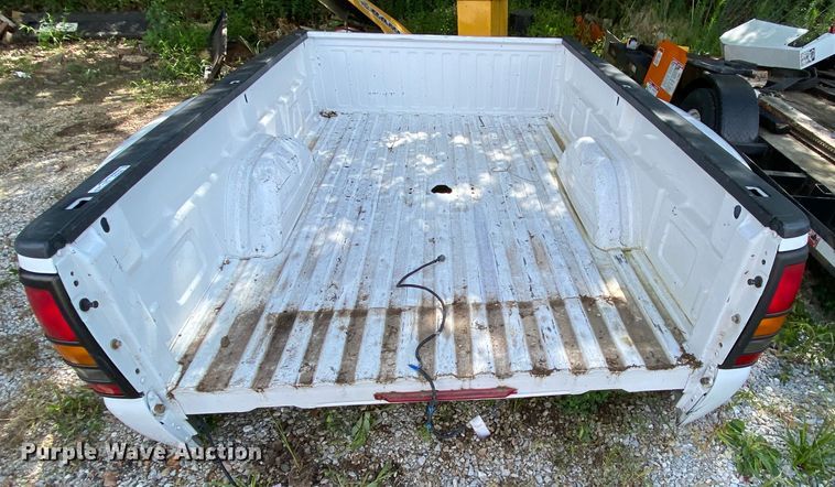 image for item HG9245 Chevrolet Silverado pickup truck bed