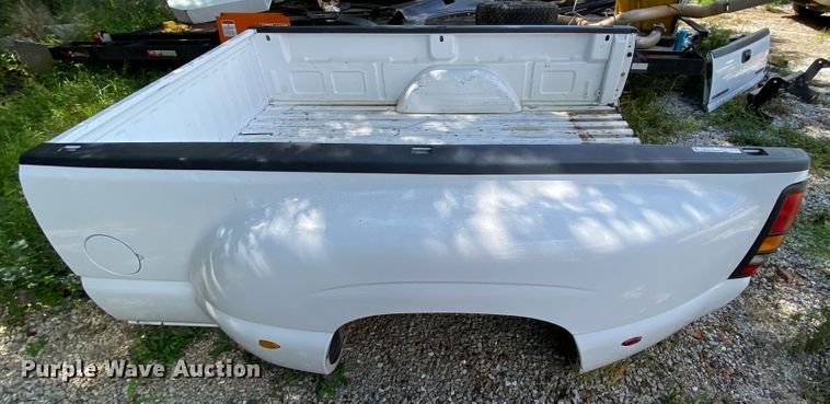 image for item HG9245 Chevrolet Silverado pickup truck bed