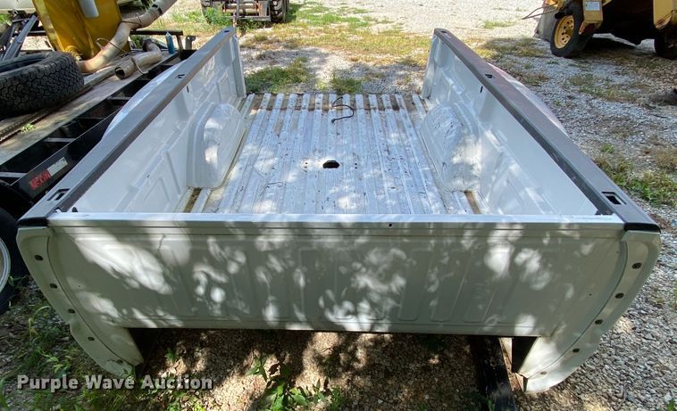 image for item HG9245 Chevrolet Silverado pickup truck bed