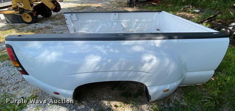 image for item HG9245 Chevrolet Silverado pickup truck bed