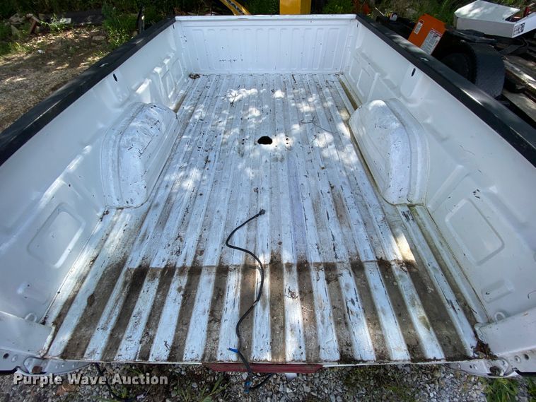 image for item HG9245 Chevrolet Silverado pickup truck bed