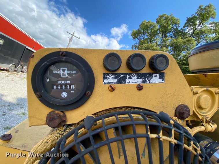 image for item HG9246 2009 Vermeer SC672A stump grinder