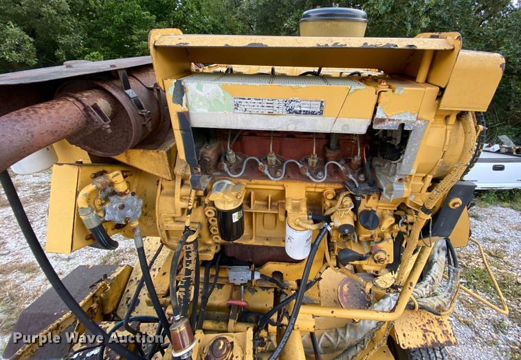 image for item HG9246 2009 Vermeer SC672A stump grinder