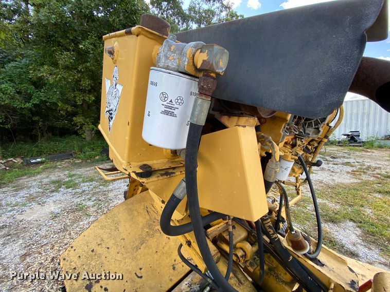 image for item HG9246 2009 Vermeer SC672A stump grinder