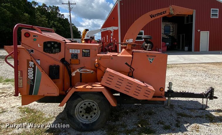 image for item HG9247 2010 Vermeer BC1000XL wood chipper