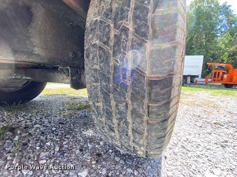 image for item HG9247 2010 Vermeer BC1000XL wood chipper