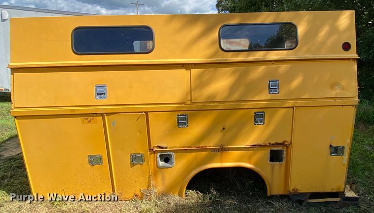 image for item HG9248 Reading Classic 2 utility bed