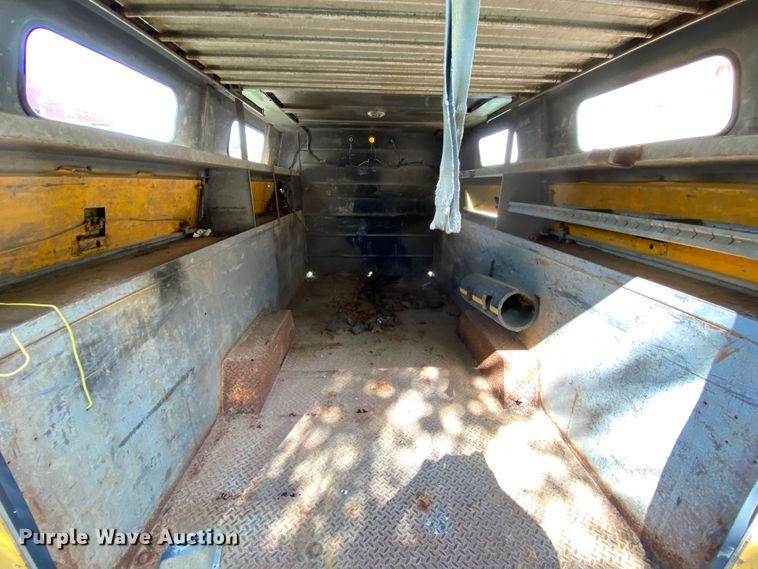 image for item HG9248 Reading Classic 2 utility bed