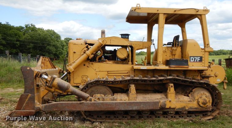 image for item HJ9517 1970 Caterpillar D7F  dozer